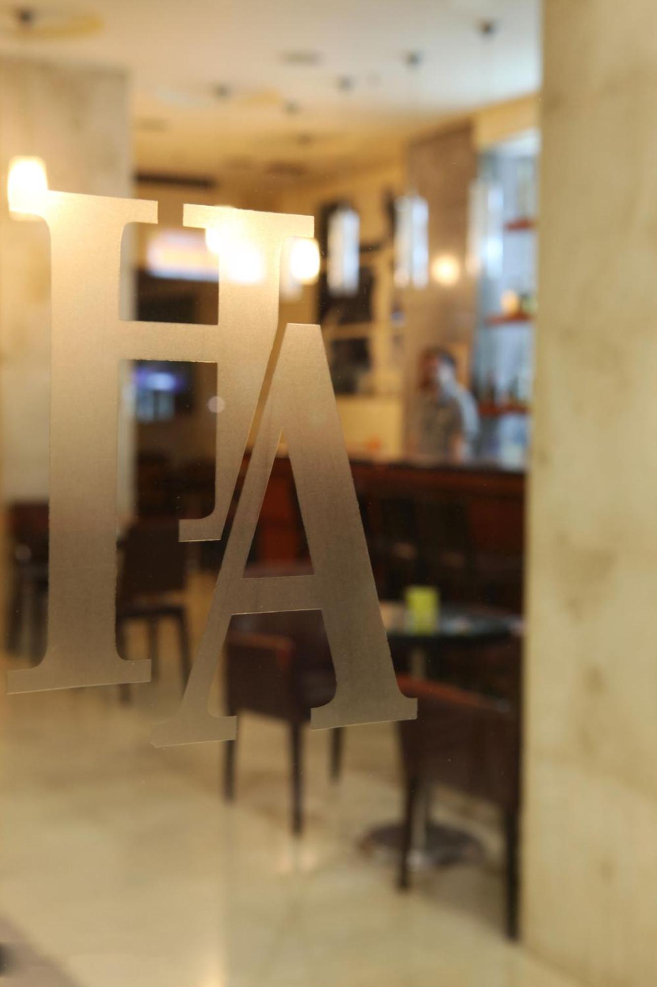 Hotel Alfa Едеса Екстер'єр фото