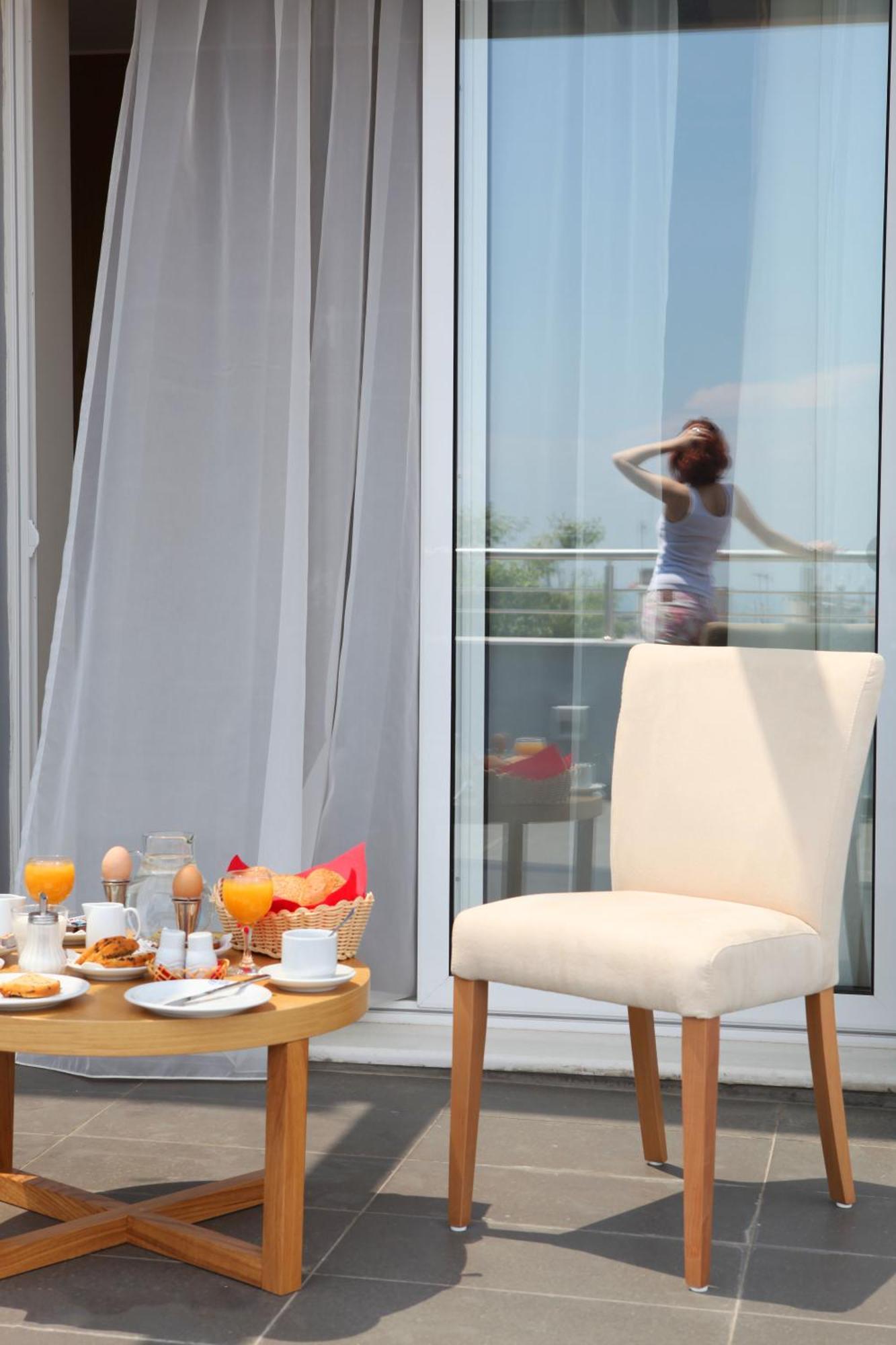Hotel Alfa Едеса Екстер'єр фото